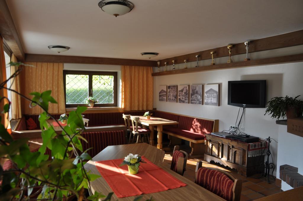 Jugend- Und Familienhotel Venedigerhof Neukirchen am Großvenediger Eksteriør bilde
