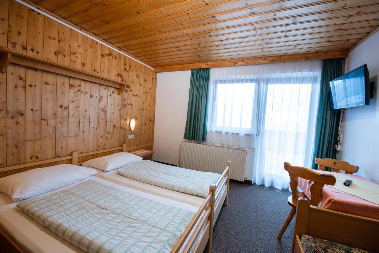 Jugend- Und Familienhotel Venedigerhof Neukirchen am Großvenediger Eksteriør bilde
